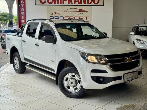 CHEVROLET S10 2.8 LS 4X4 CD 16V TURBO DIESEL 4P MANUAL CHEVROLET S10 2.8 LS 4X4 CD 16V TURBO DIESEL 4P MANUAL